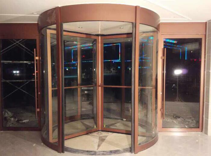 自動(dòng)門(mén):自動(dòng)門(mén)指紋鎖的辨認(rèn)技術(shù) 自動(dòng)門(mén):自動(dòng)門(mén)指紋鎖的辨認(rèn)技術(shù)