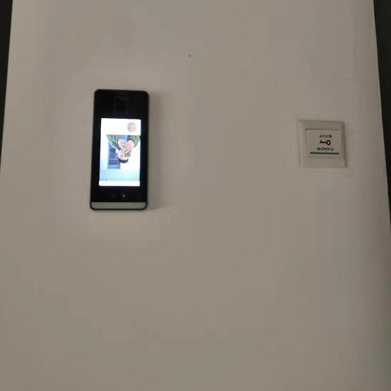 中控人臉識別門禁 中控人臉識別門禁